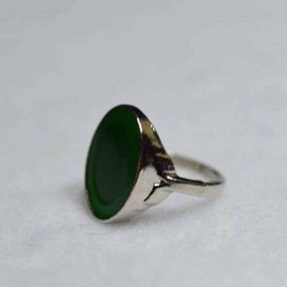 Eye Of Green Oval Inlay Silver Tone Size 8 Chic Casual Everyday Ring - Picture 3 of 3